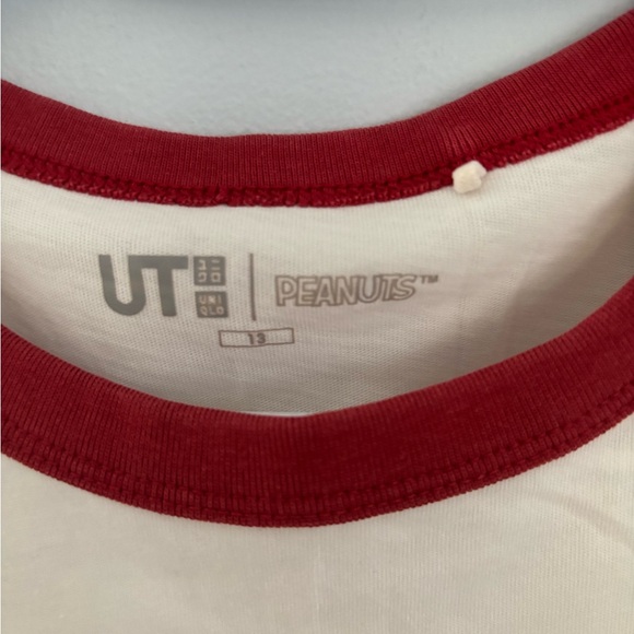 Uniqlo cream and Red Peanuts Skateboard Tee - Picture 3 of 5